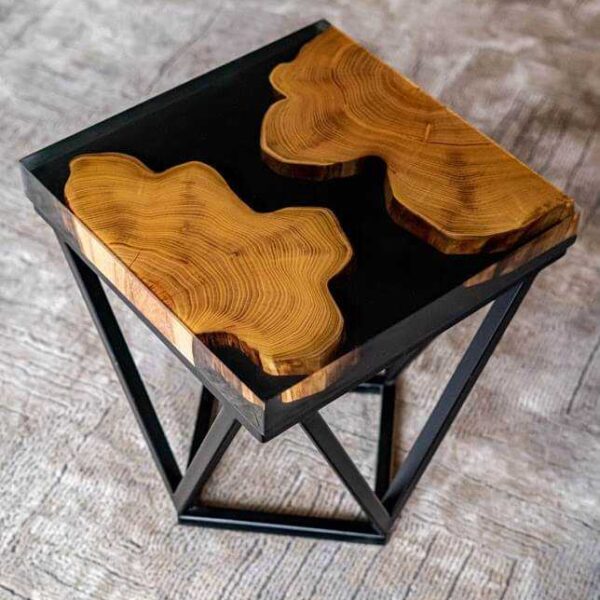 Drewniany stolik kawowy z żywicą epoksydową i niesamowitym efektem 3D