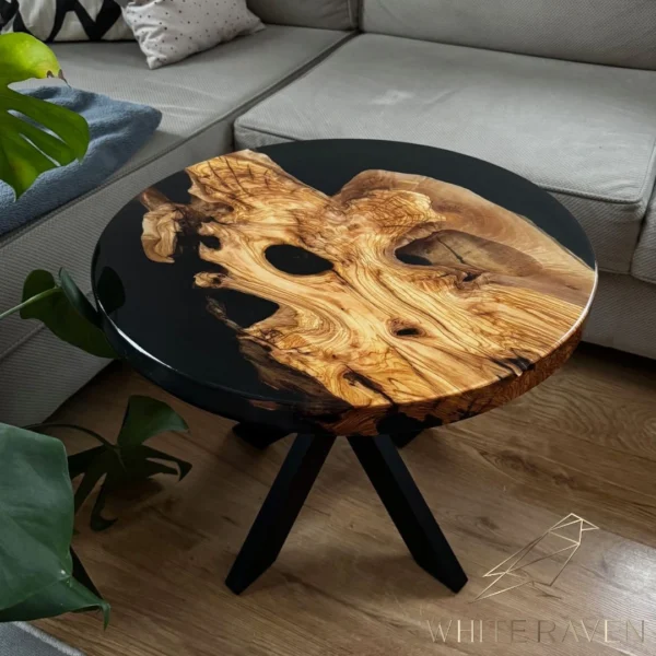 Drewniany stolik kawowy z żywicy i drewna oliwy włoskiej