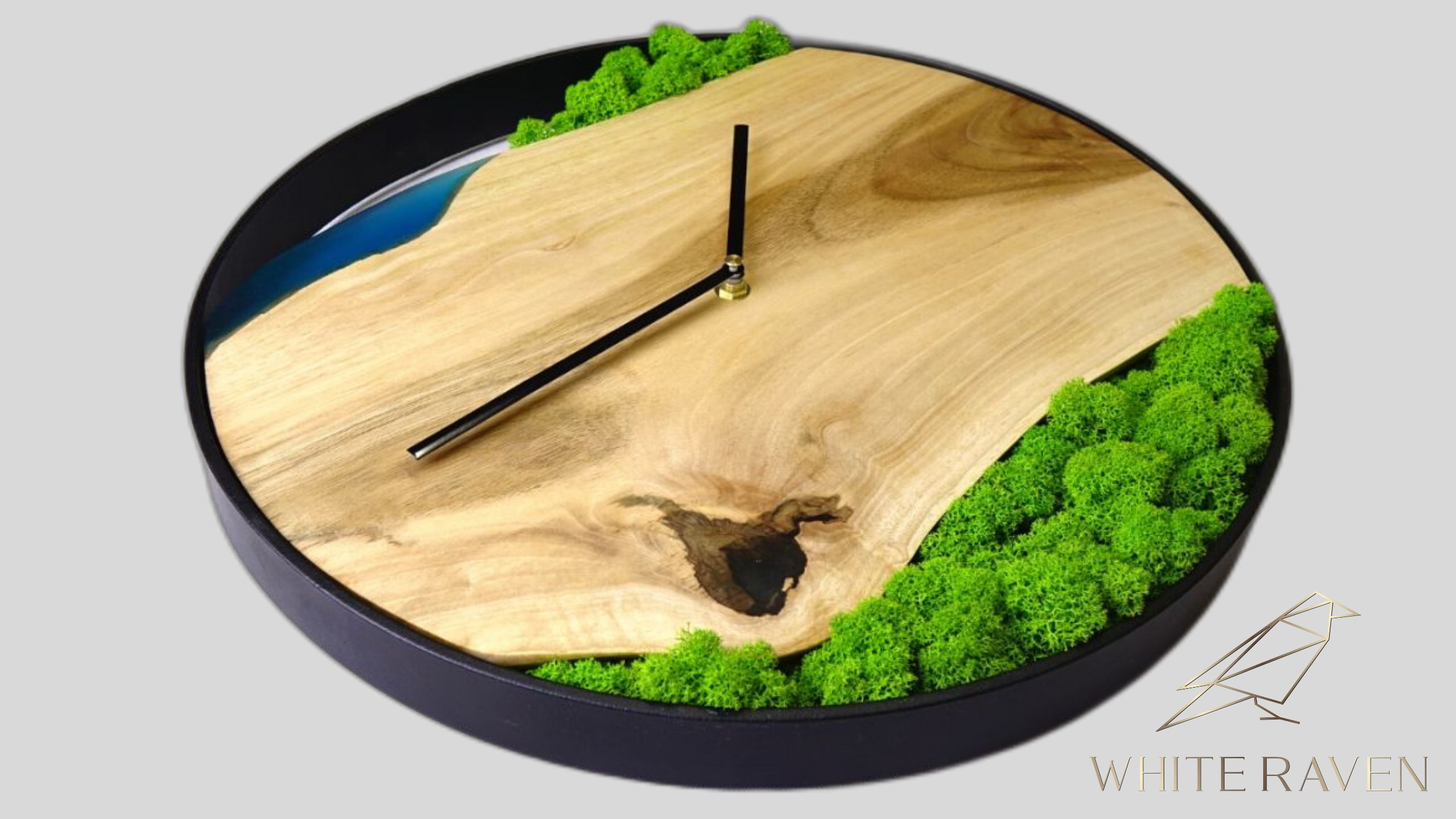 moss wall clock