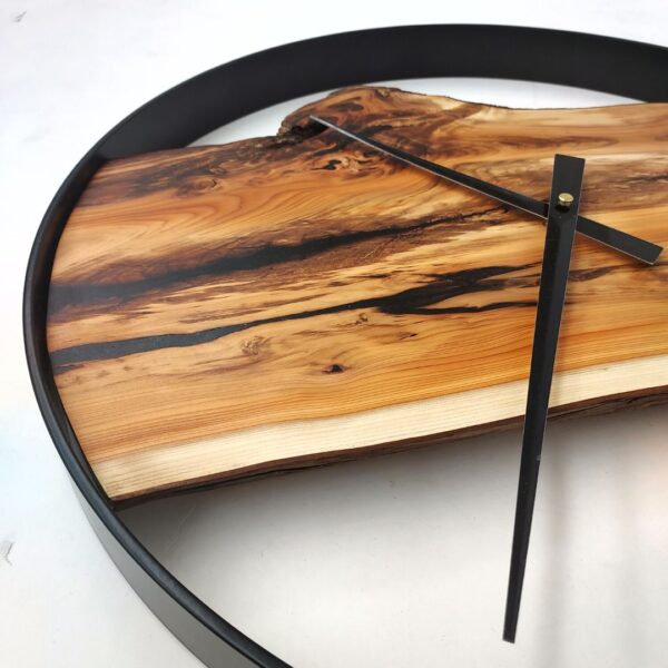 Wooden Wall Clock 50 cm made of yew wood