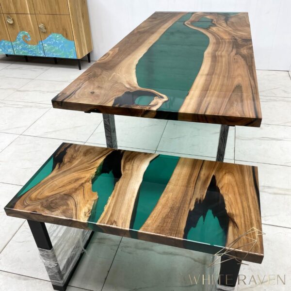 Stół z drewna orzecha włoskiego i zielonej żywicy GREEN WALNUT