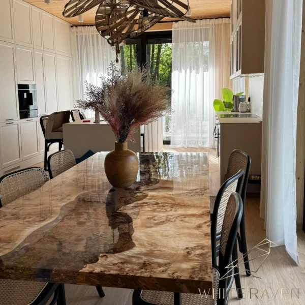 Stół z żywicy z kwiatami